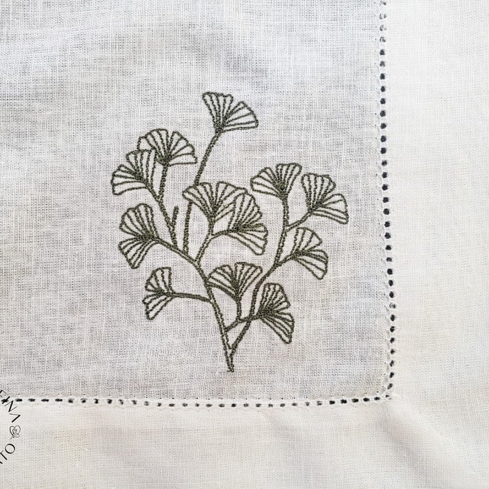 Brazilian Foliage Linen Napkins - Handmade Embroidery