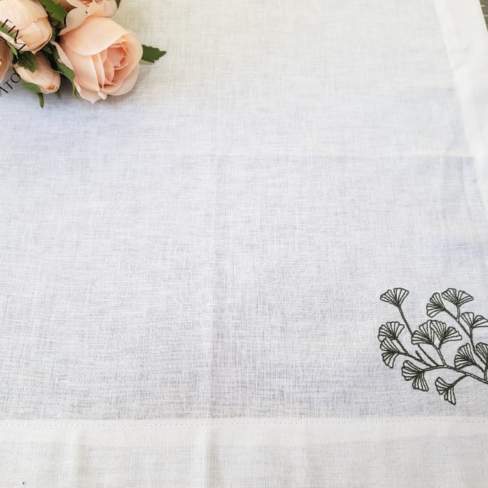 Brazilian Foliage Linen Napkins - Handmade Embroidery